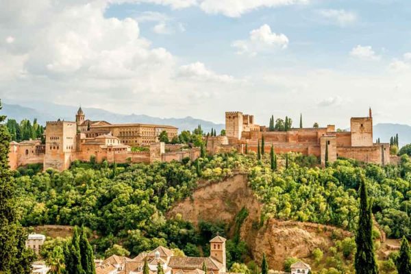 Granada y Sierra Nevada Tour